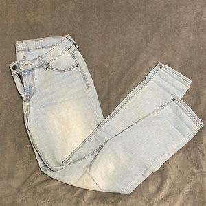 Light wash Skinny Jeans